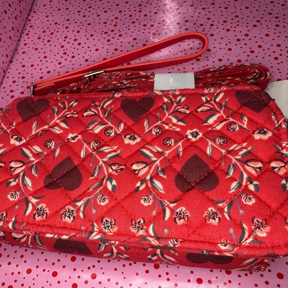 Vera Bradley All in One Crossbody Imperial Hearts NWT - Picture 9 of 13